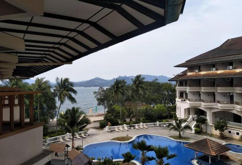 فندق The Orient Star Resort Lumut