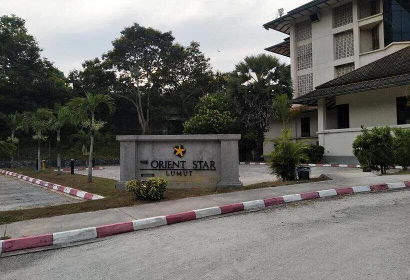 فندق The Orient Star Resort Lumut
