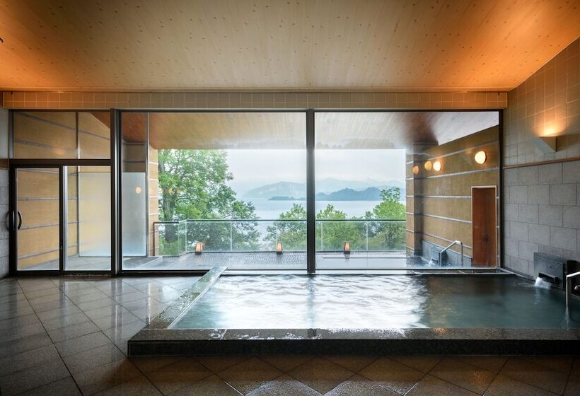 בית מלון כפרי Towada