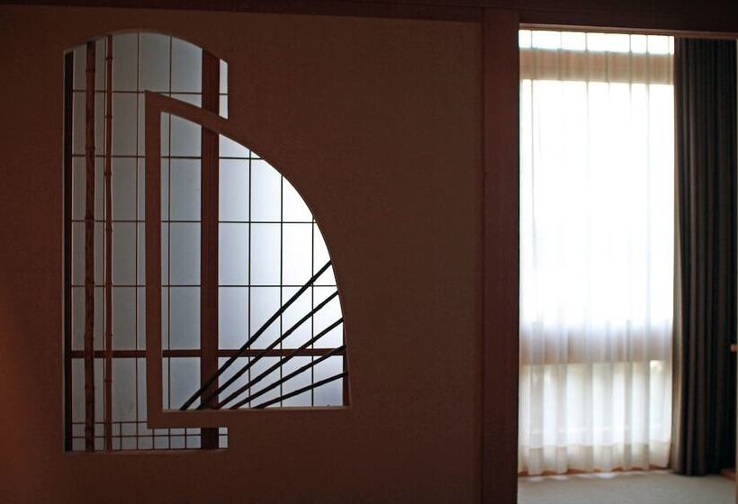 בית מלון כפרי Towada