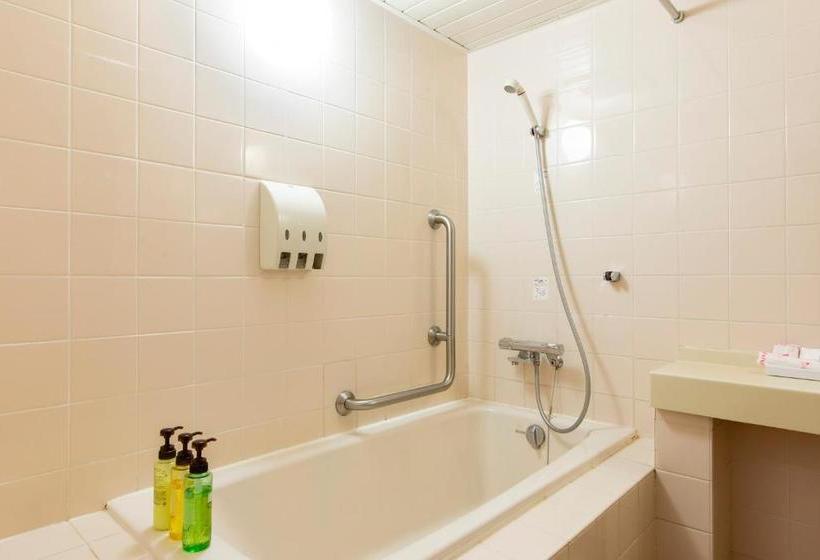 בית מלון כפרי Wing International Shinjuku