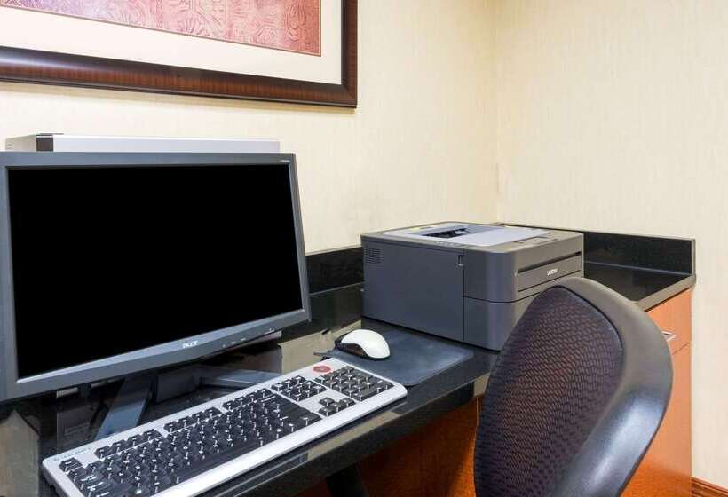 ホテル Wingate By Wyndham Erlanger   Florence   Cincinnati South