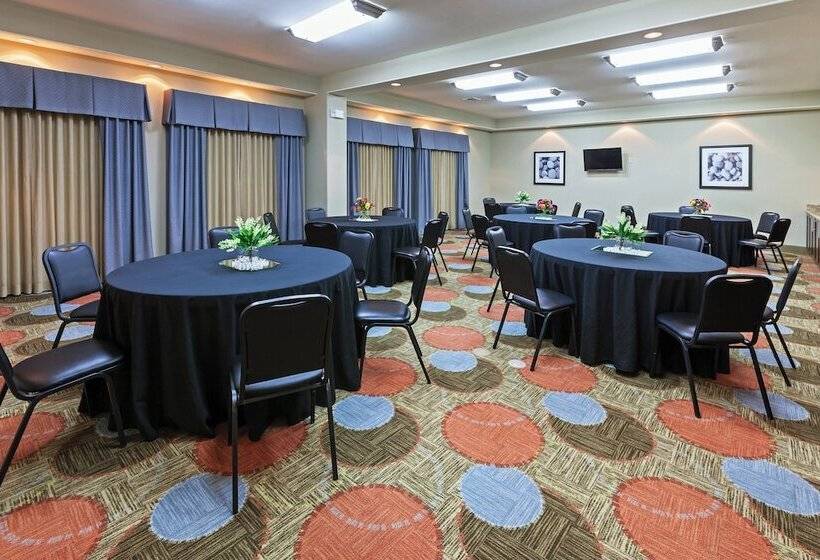 Staybridge Suites Amarillo Western Crossing, An Ihg
