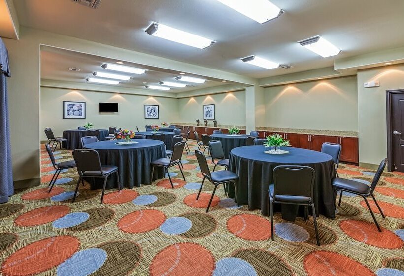 Staybridge Suites Amarillo Western Crossing, An Ihg