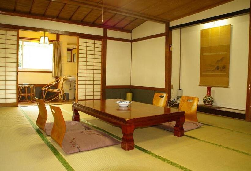 Toramaru Ryokan