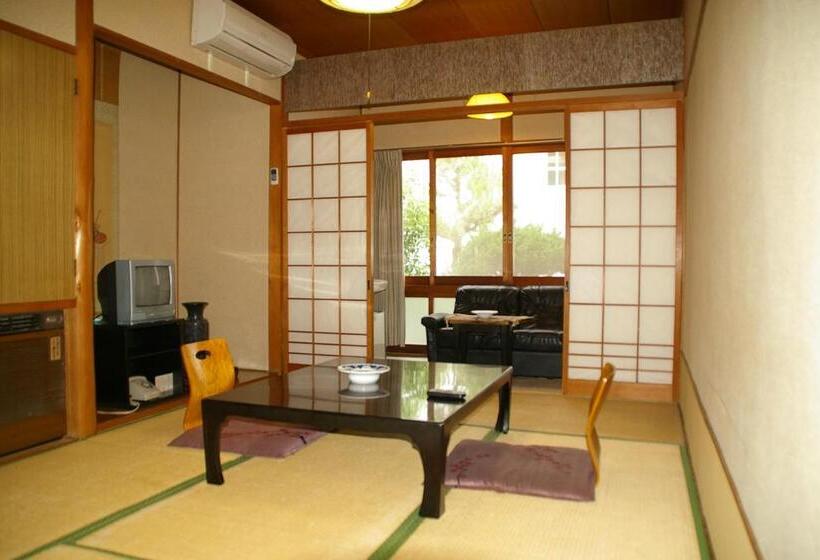 Toramaru Ryokan
