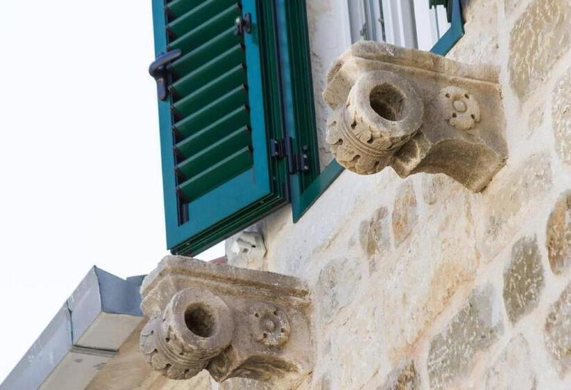 호스텔 Peruzovic Rooms 1