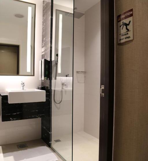 Ambassador Transit Hotel Terminal 2