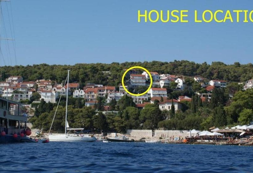 Apartments And Rooms Rogosic