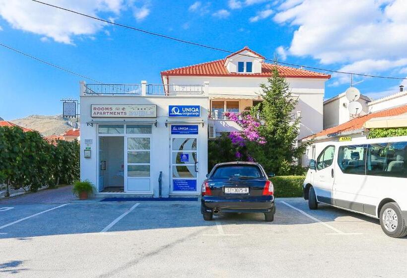 Apartments & Rooms Buble