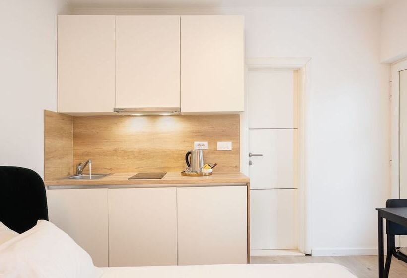 Apartments & Rooms Buble