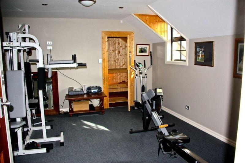 تختخواب و صبحانه Dock Bay Lodge