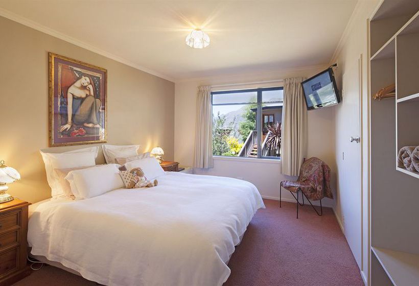 تختخواب و صبحانه Coronet View Apartments