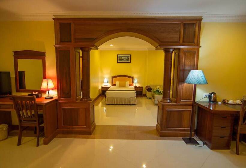 Golden Sea Hotel & Casino