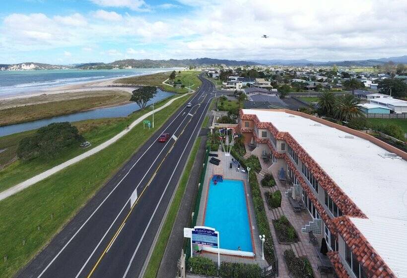 Admiralty Lodge Motel