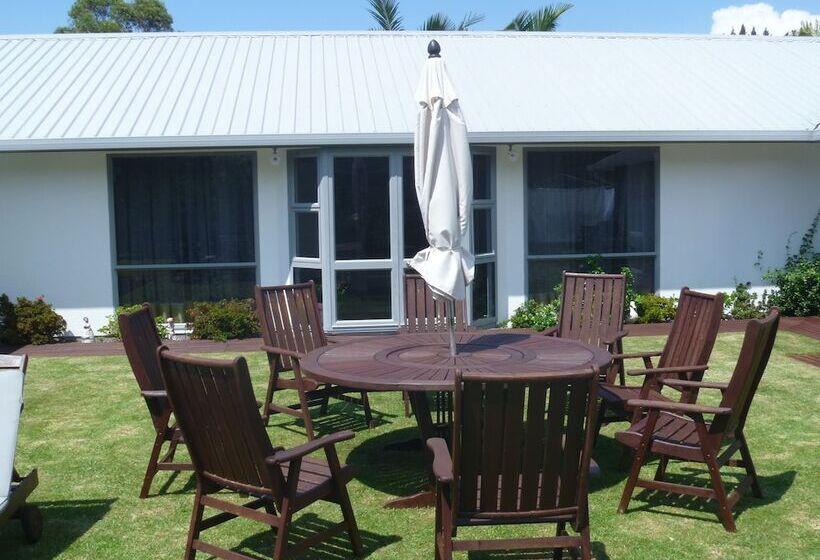 ホテル At Parkland Place B&b