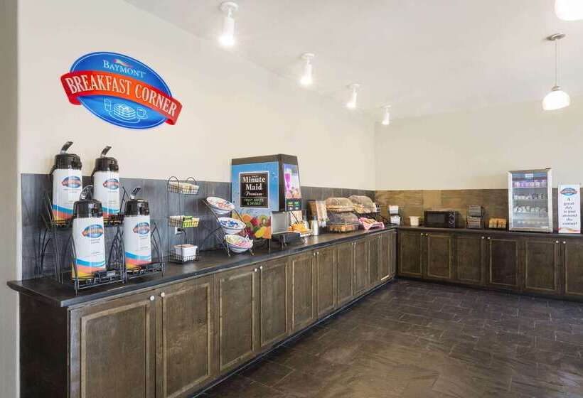 Hotel Baymont By Wyndham Columbus