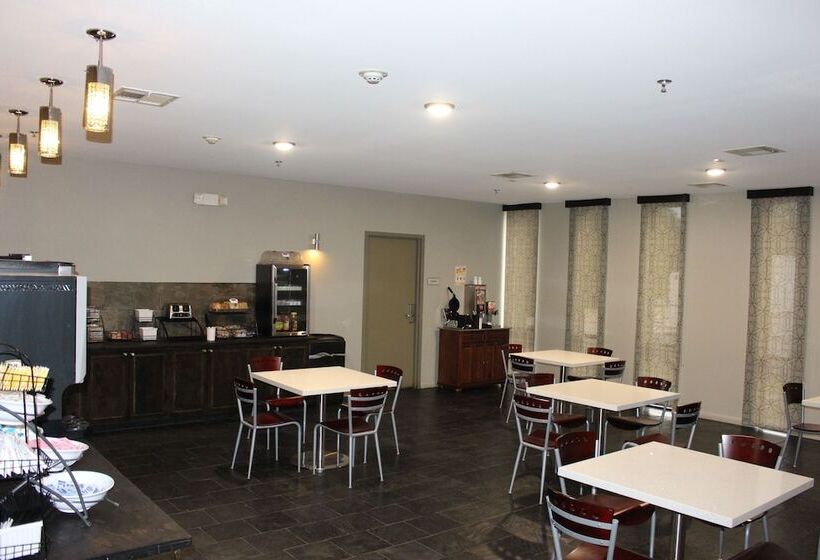 Hotel Baymont By Wyndham Columbus