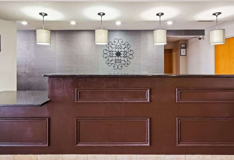 호텔 Best Western Lake Cumberland Inn