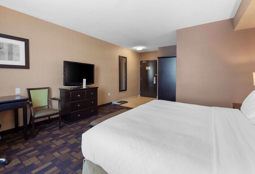 فندق Best Western Plus Fox Creek