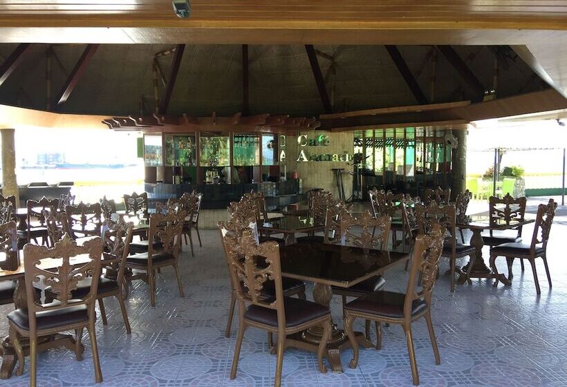 هتل Bohol Tropics Resort