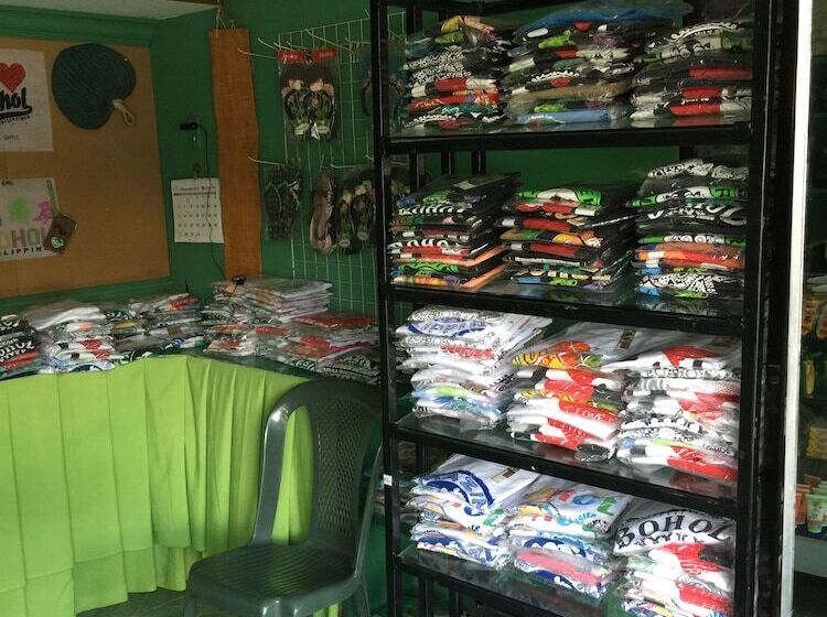 هتل Bohol Tropics Resort