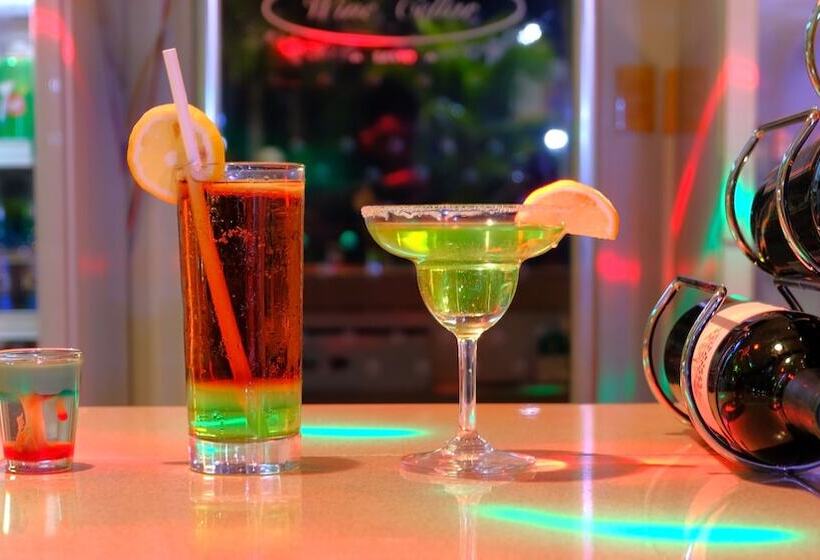 בית מלון כפרי Boracay Holiday Resort