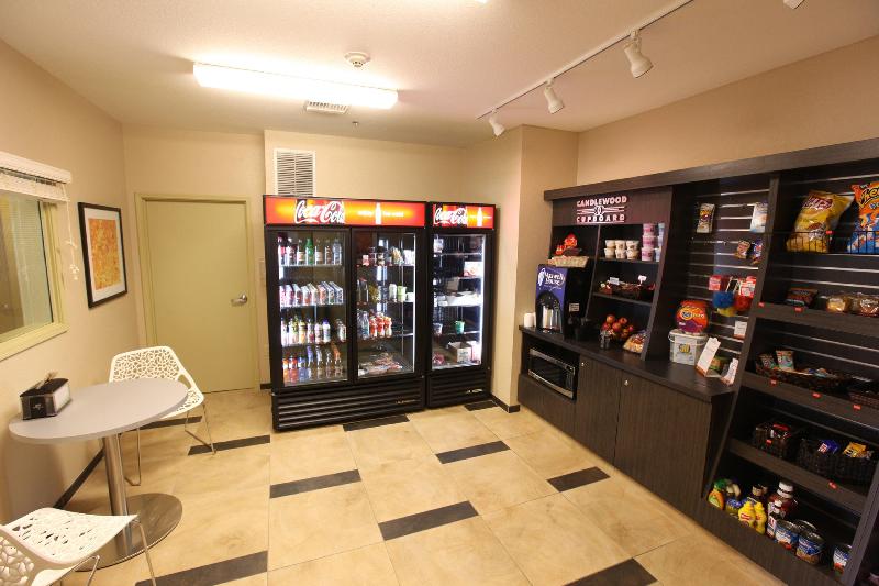 فندق Candlewood Suites Saint Joseph