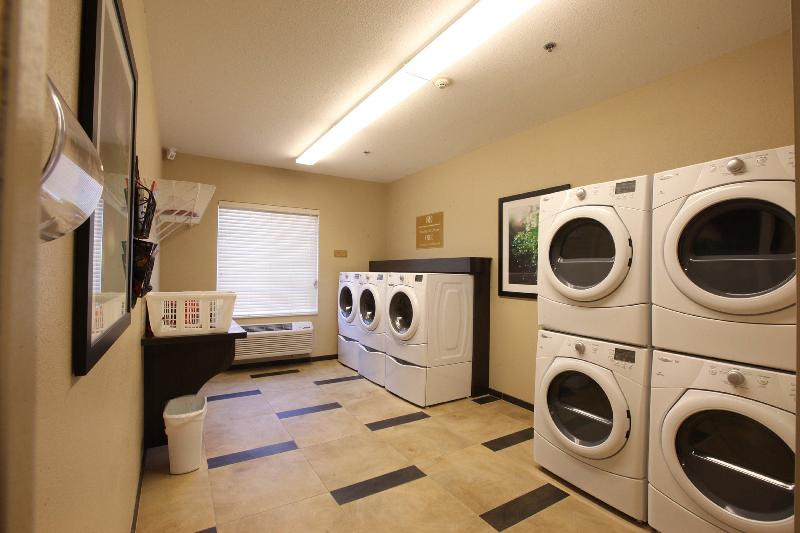 فندق Candlewood Suites Saint Joseph