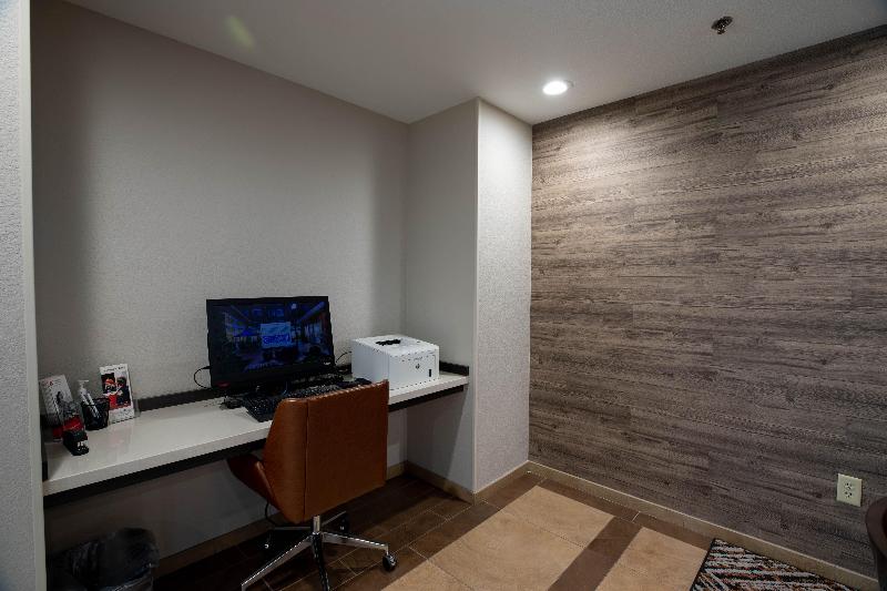 فندق Candlewood Suites Saint Joseph