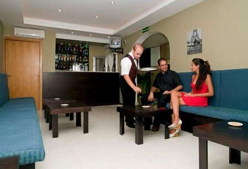 هتل Cardor Apartments