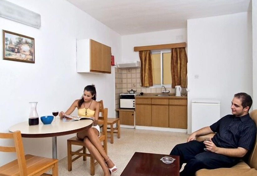 هتل Cardor Apartments