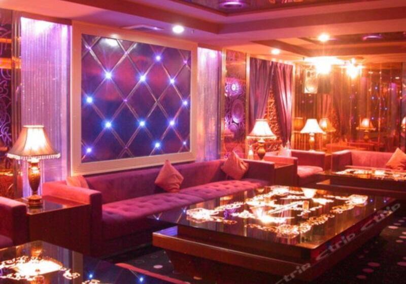 酒店 Celeste Paleace International