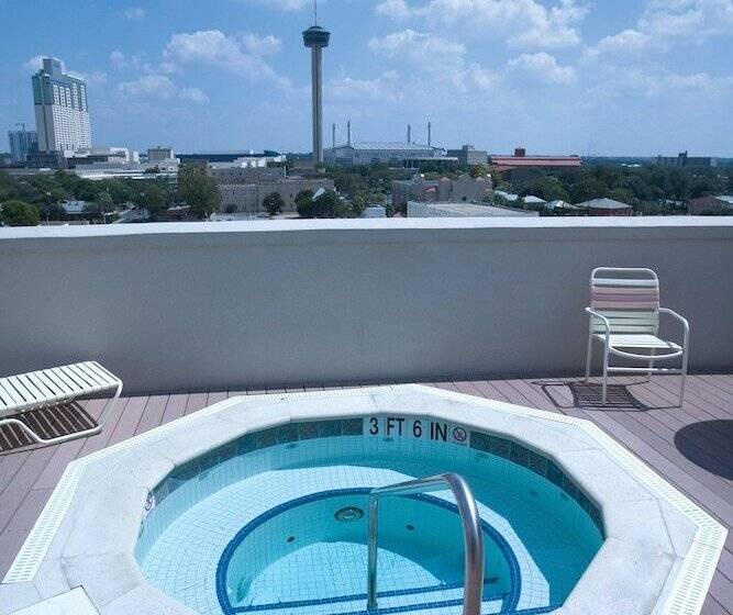 فندق Club Wyndham La Cascada