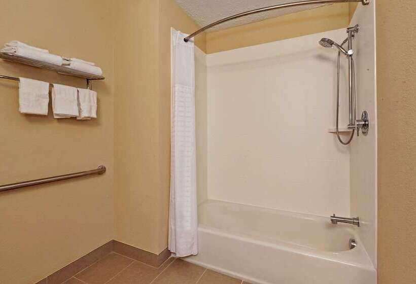 호텔 Comfort Inn Whitehall Near Michigan S Adventure