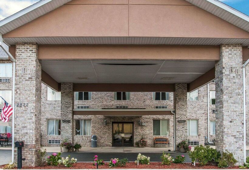 호텔 Comfort Inn Whitehall Near Michigan S Adventure