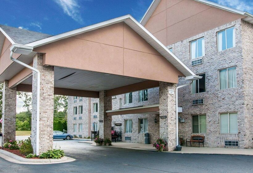 호텔 Comfort Inn Whitehall Near Michigan S Adventure