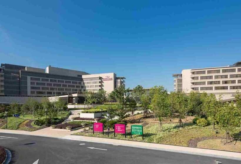 Отель Crowne Plaza Shanghai Anting Auto City