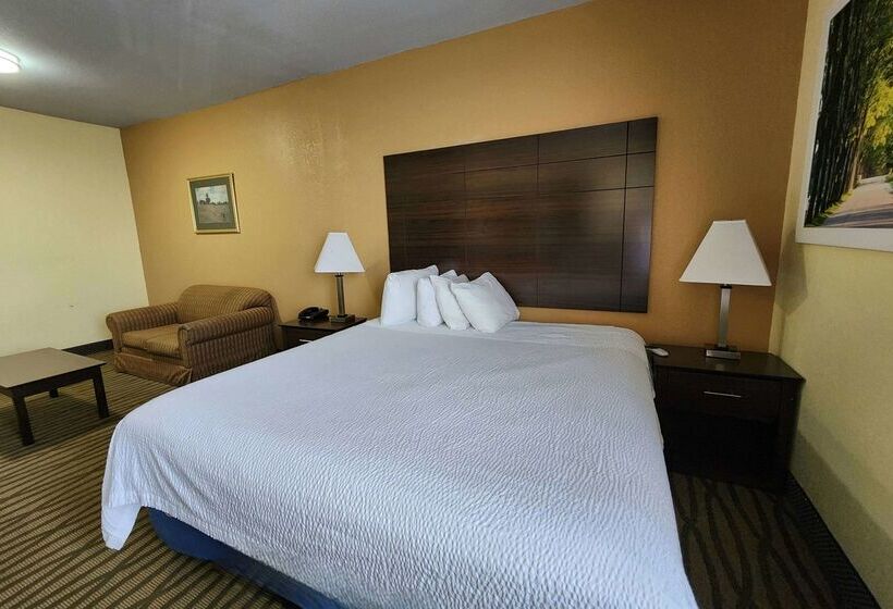 فندق Days Inn & Suites By Wyndham Pasadena