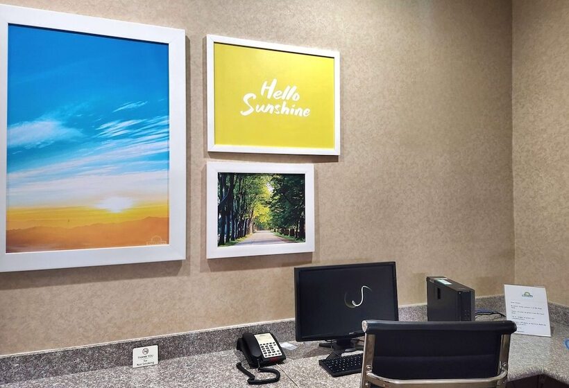 فندق Days Inn & Suites By Wyndham Pasadena