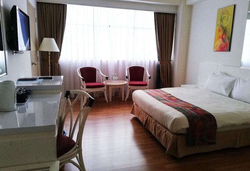 فندق Grand Barakah