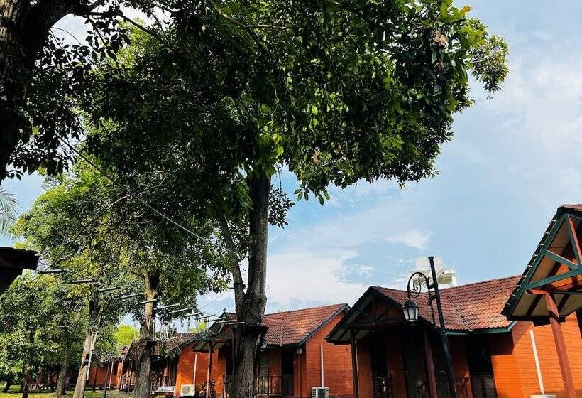 هتل De Palma Resort Kuala Selangor