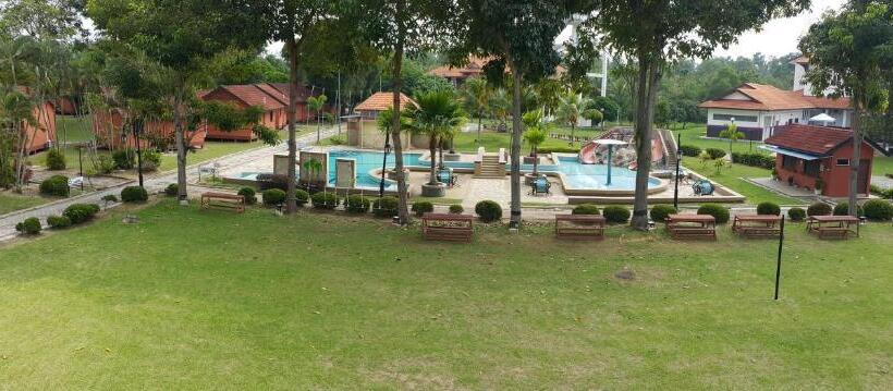 Отель De Palma Resort Kuala Selangor