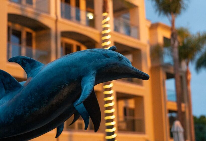 فندق Dolphin Bay Resort And Spa
