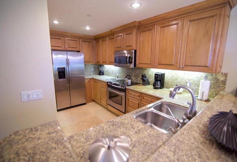 فندق Dolphin Bay Resort And Spa