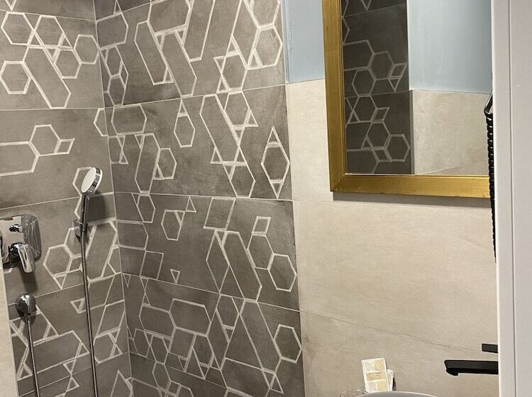 هتل Domus Maritima