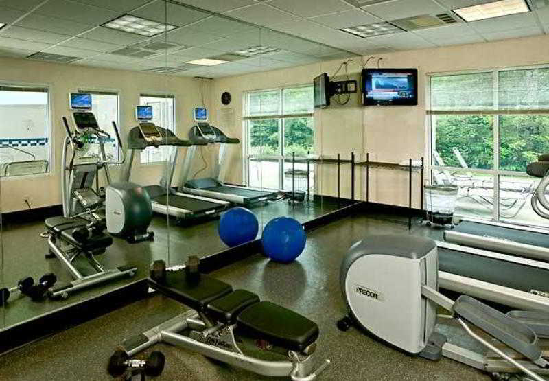 בית מלון כפרי Fairfield Inn & Suites By Marriott Brunswick Freeport