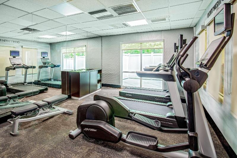 酒店 Fairfield Inn & Suites By Marriott Brunswick Freeport