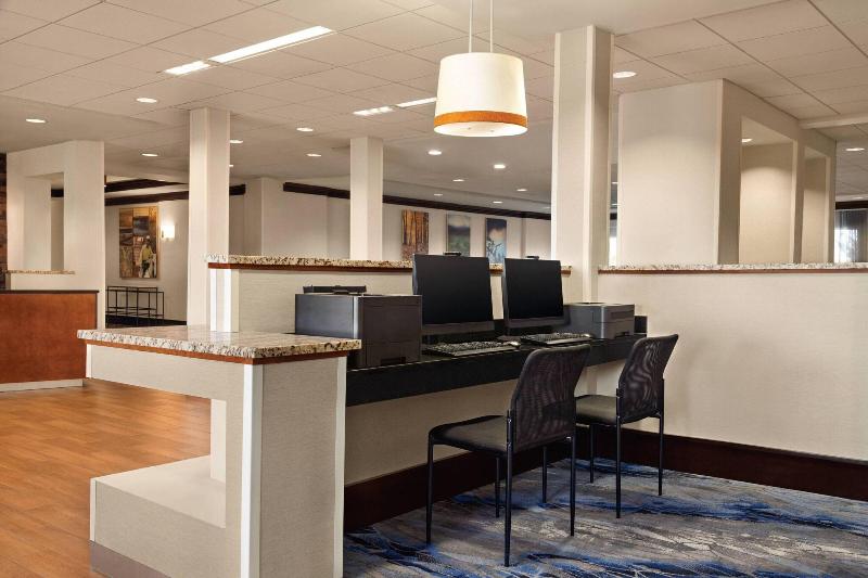 فندق Fairfield Inn & Suites By Marriott Tupelo