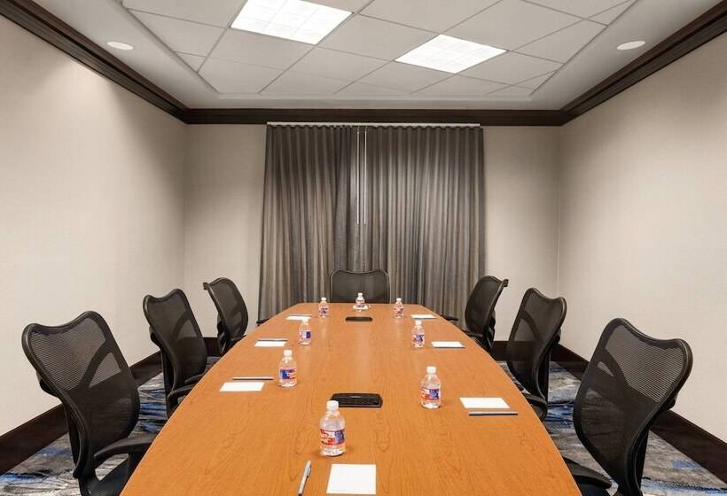 فندق Fairfield Inn & Suites By Marriott Tupelo